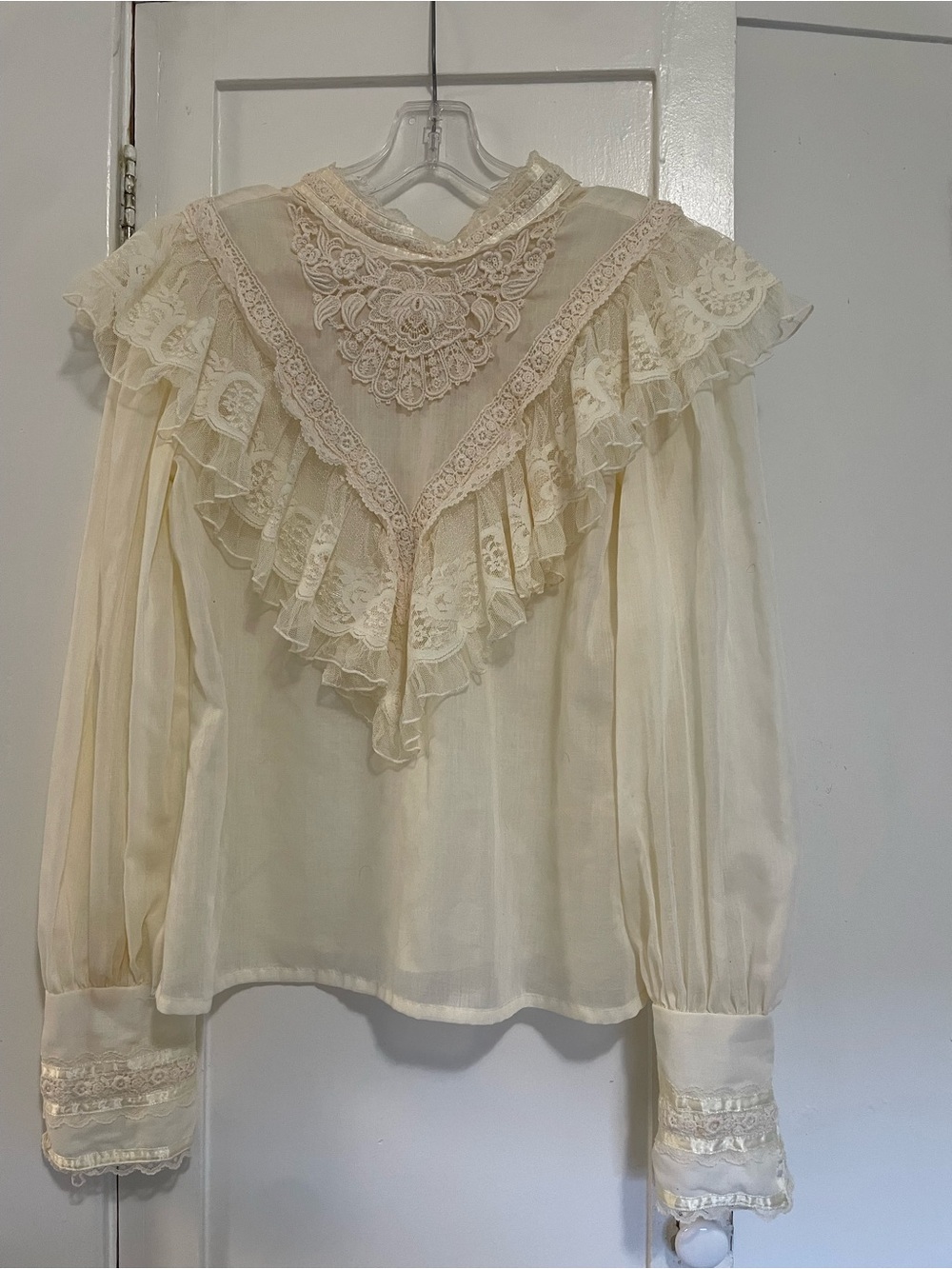 Vintage Jessica’s Gunnies Gunnie Sax Cream Lace Ruffle Blouse size 9